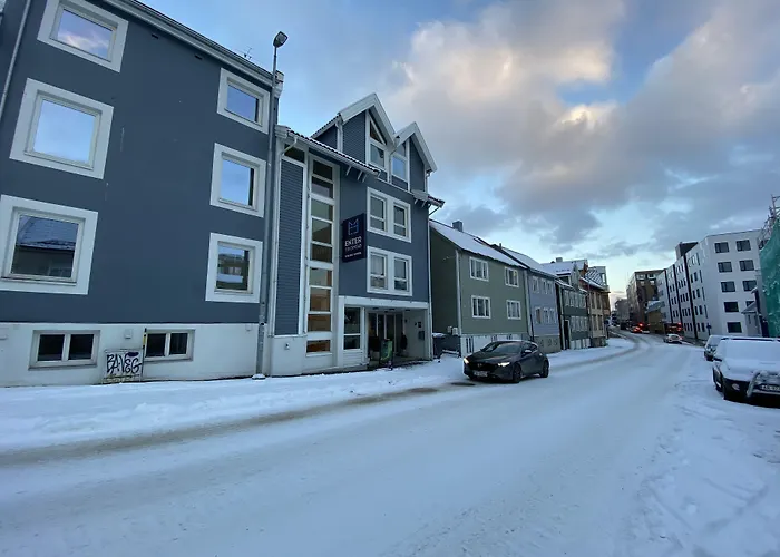 Enter Viking Hotel