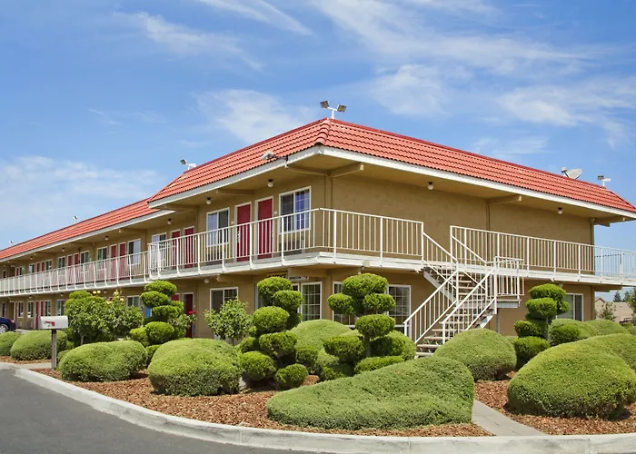 Days Inn By Wyndham Turlock