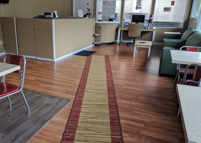 The Simplicity Inn Marshfield