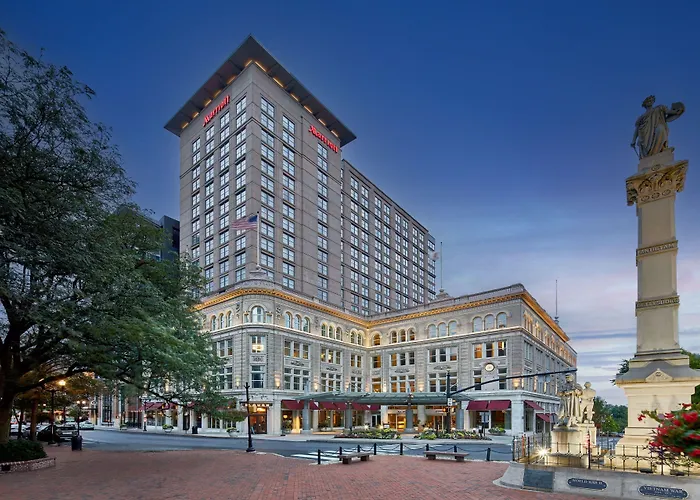 Lancaster Marriott At Penn Square Hotel