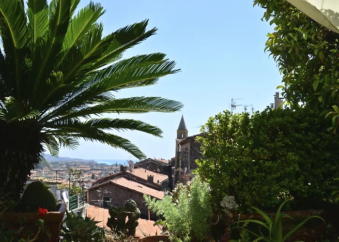 La Terrazza Dei Pelargoni B&B Vintimille