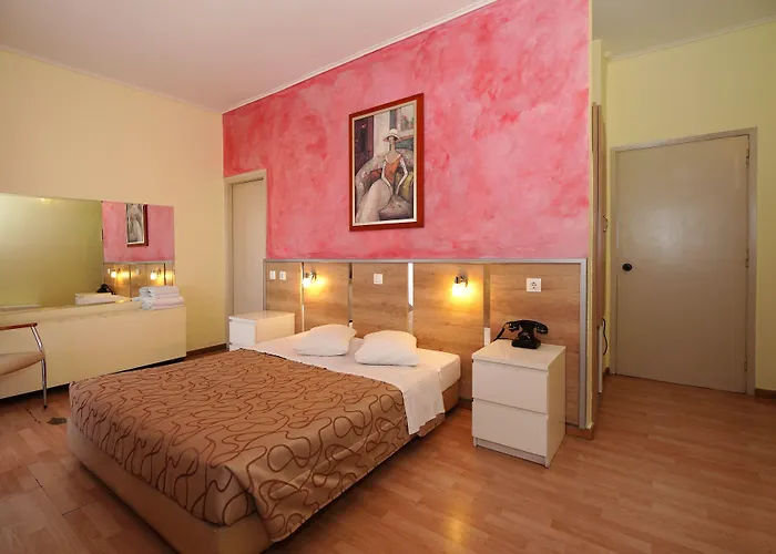 Socrates Hotel