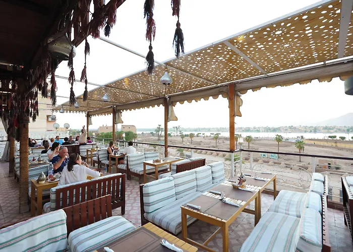 Nefertiti Hotel Louxor