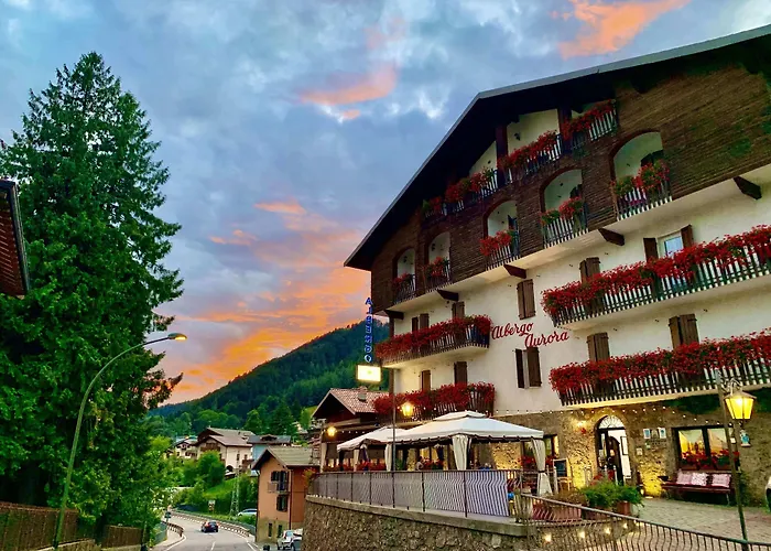 Hotel Aurora Castione della Presolana