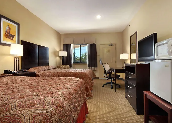 Super 8 By Wyndham Stephenville