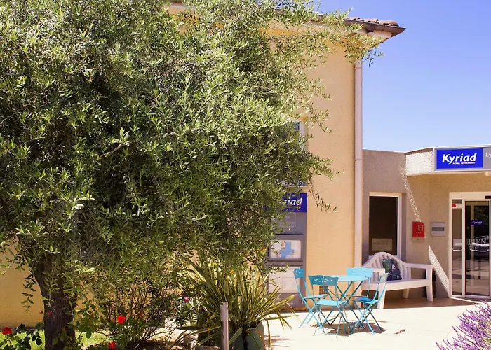 Kyriad Lyon Est - Bron Eurexpo Le Cottage