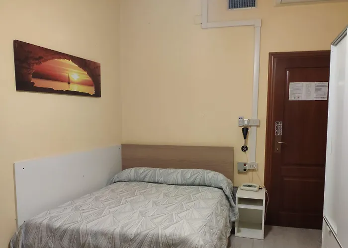 Giappone Inn Parking Hotel Livorno