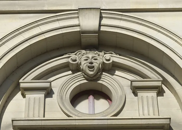 LOGIS Hôtel Du Théâtre
