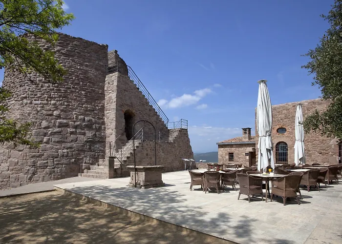 Parador De Cardona
