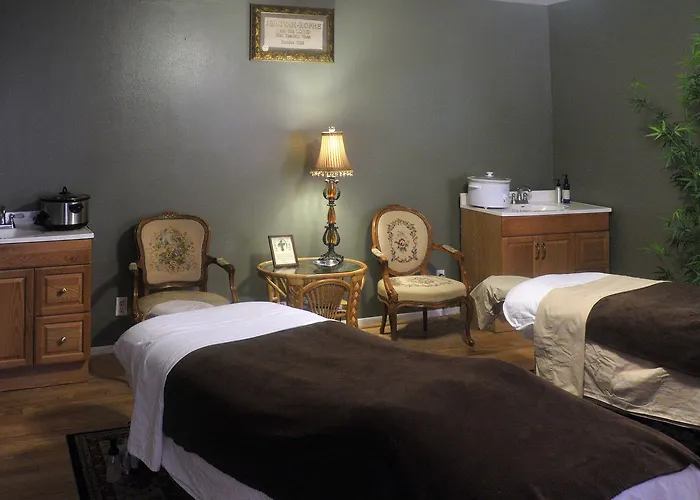 Inn On Barons Creek Fredericksburg