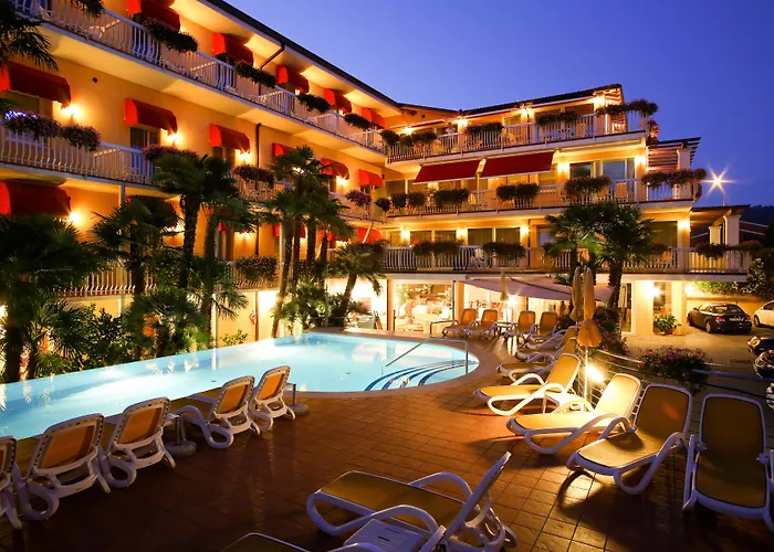 Hotel Capri Bardolino 3S