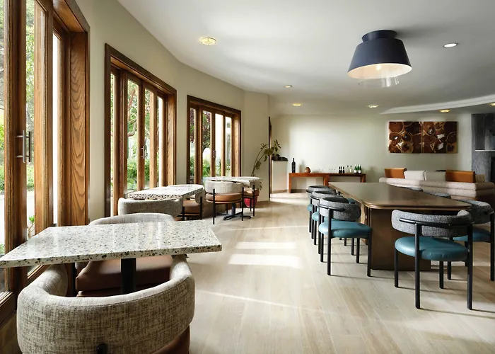 El Colibri Hotel & Spa Cambria