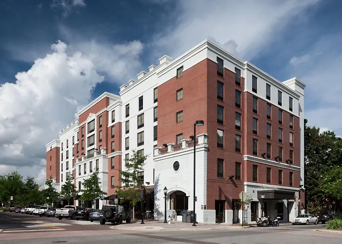 Hampton Inn & Suites Gainesville Downtown