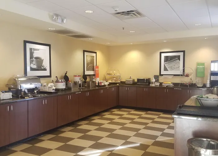 Hampton Inn And Suites Pueblo/North