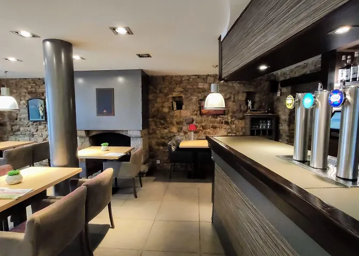 Celtic Hotel Auray