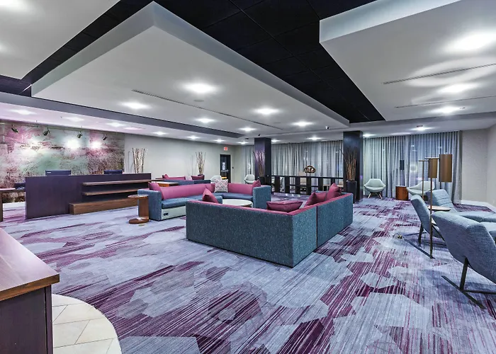 Courtyard By Marriott Tulsa Woodland Hills