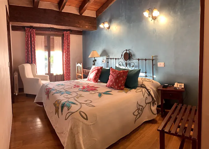 Hotel Doña Sancha Covarrubias