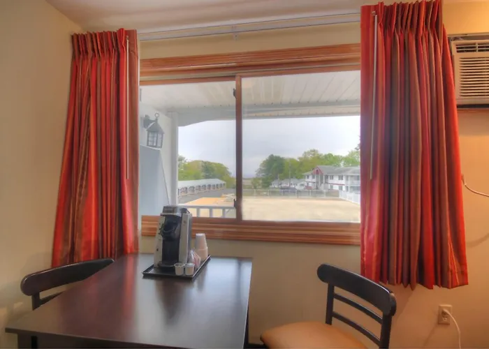 Ogunquit Tides Motel