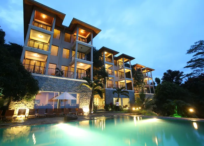 Randholee Resort & Spa