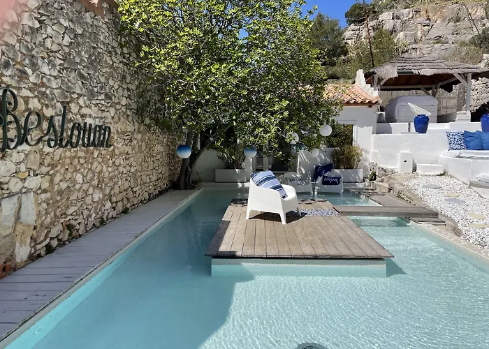 Hotel de La Plage - Mahogany Cassis