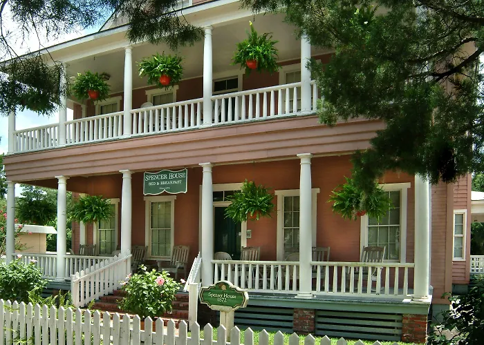 Spencer House Inn Saint Marys