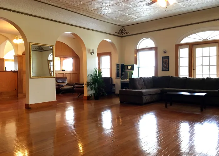 The Belmar Inn