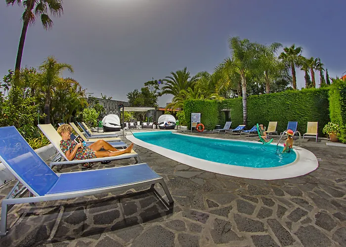 Apartamentos Adjovimar Los Llanos De Aridane