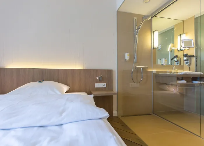 Hotel Vier Jahreszeiten Lübeck