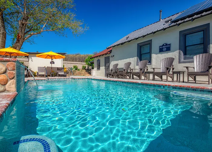 The Tavern Hotel Cottonwood