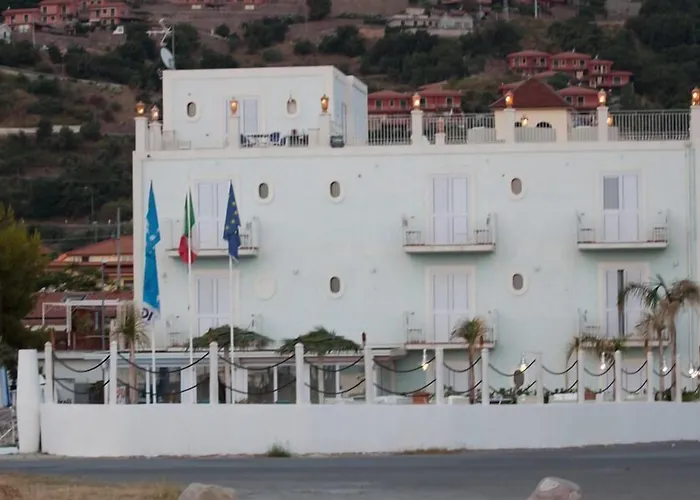 Yachting Club Mare