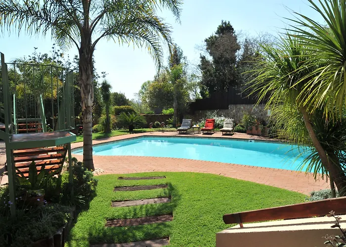 Claires Of Sandton Luxury Guest House