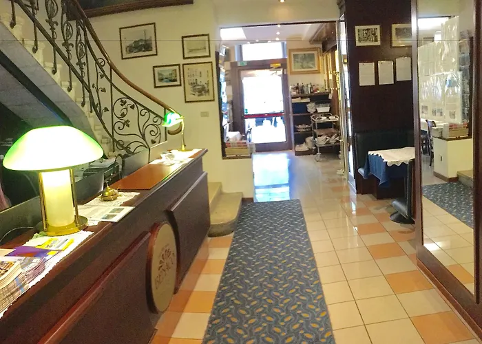Hotel Benaco Torbole Sul Garda