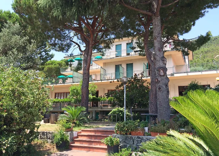 Residence la Vignetta Varazze