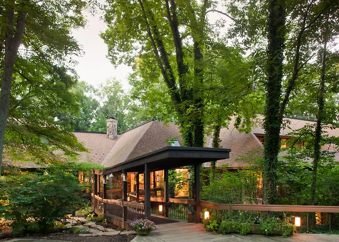 The Inn At Honey Run Millersburg