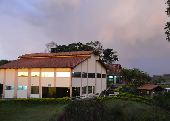 Hotel Lago Das Pedras