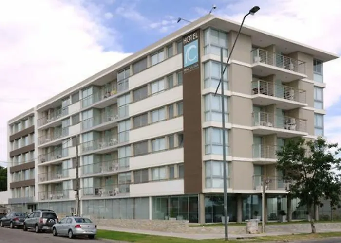 Real Colonia Hotel & Suites