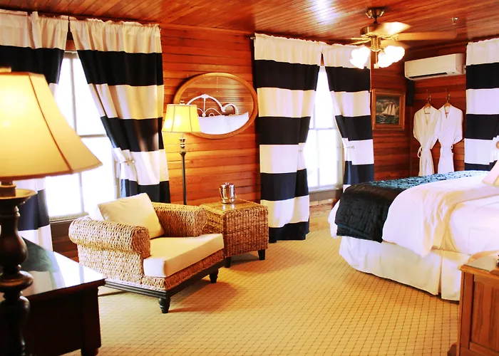 The Riverview Hotel - New Smyrna Beach