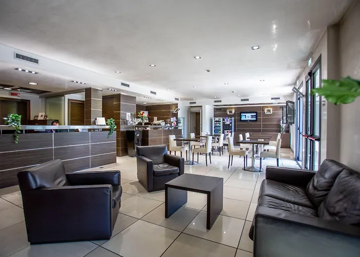 Matrix Hotel & Residence