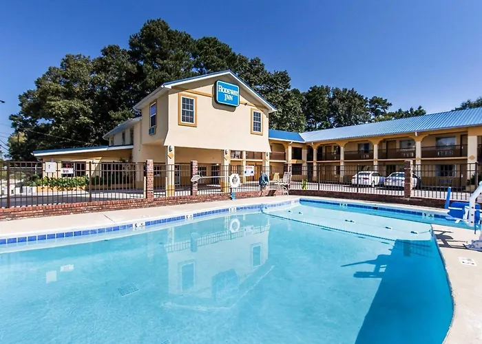 Days Inn By Wyndham Calhoun Ga I-75 And Us-41