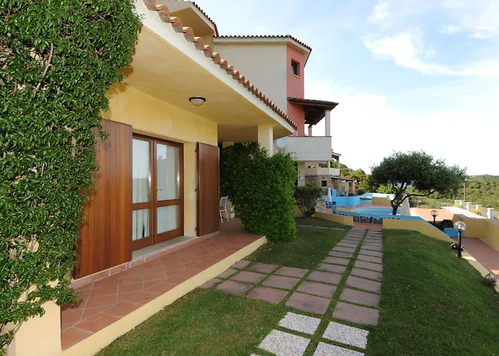 Vallemare Residence E Studios Baja Sardinia