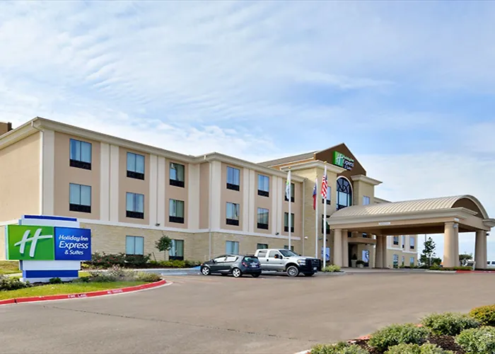 Holiday Inn Express And Suites Schulenburg By Ihg
