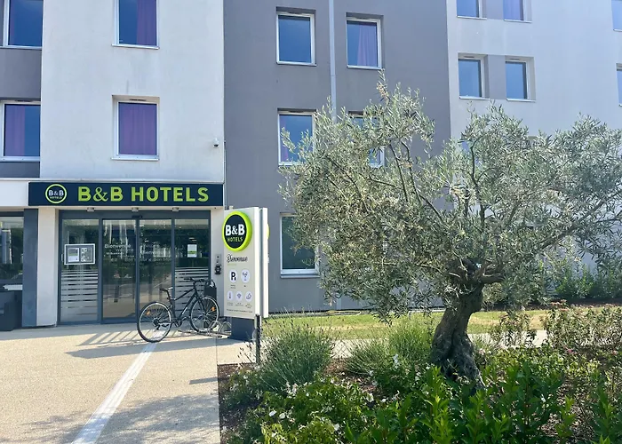 Première Classe Lyon Est - Saint Quentin Fallavier - Aéroport