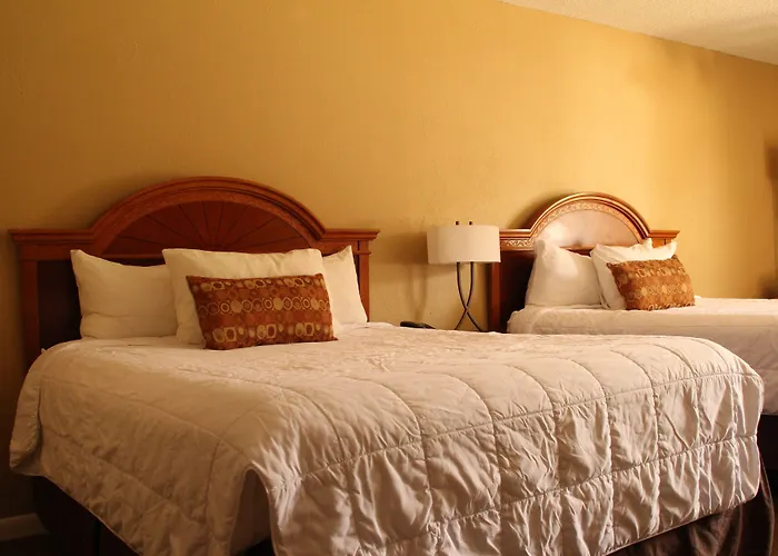 Crystal Cove Riverfront Resort Palatka
