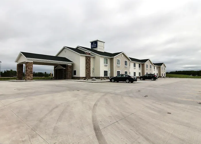 Amerivu Inn And Suites - Crookston
