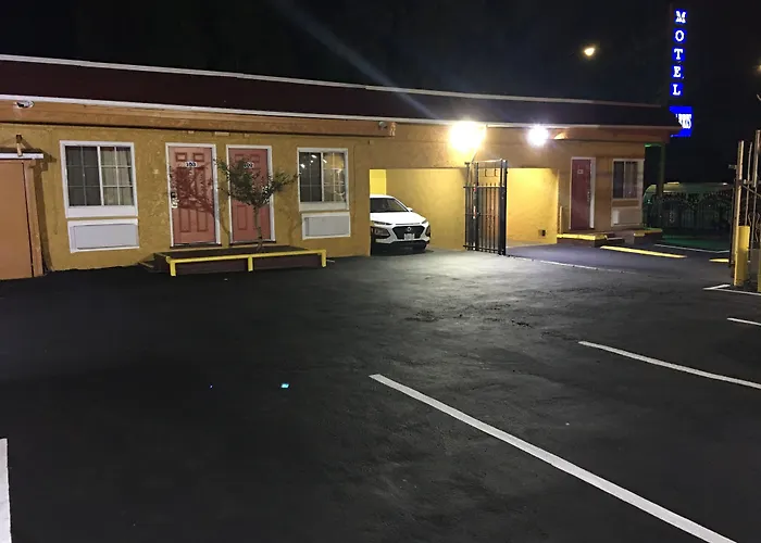 Harris Motel Oakland