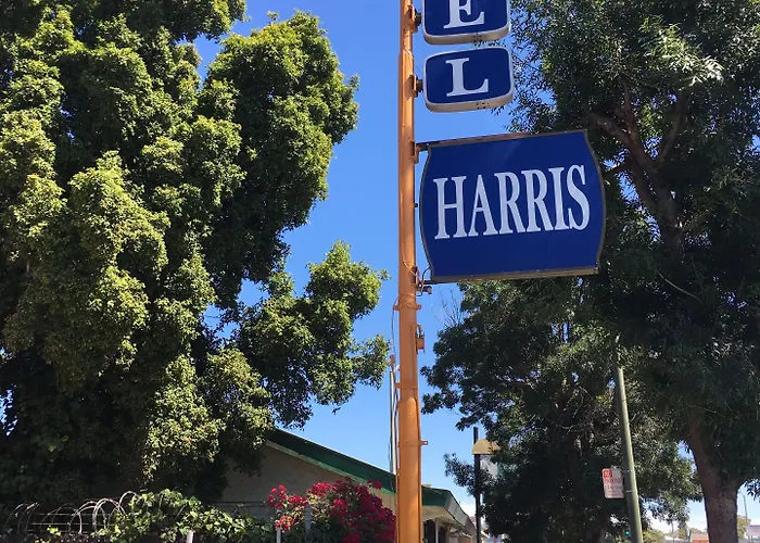 Harris Motel Oakland