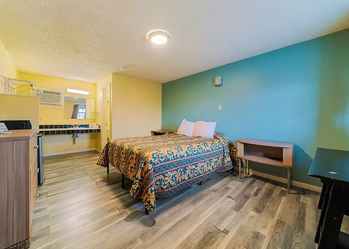 Catalina Motel Corpus Christi