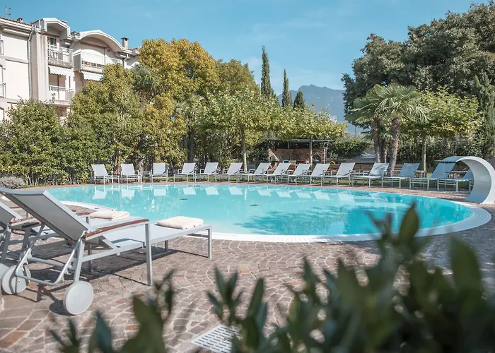 4 Limoni Apartment Resort