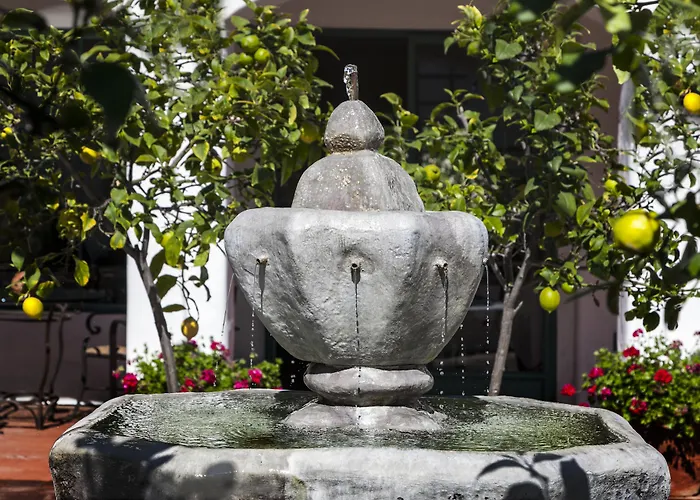 Spanish Garden Inn