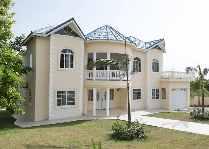 Celebrity Villa Jamaica Montego Bay